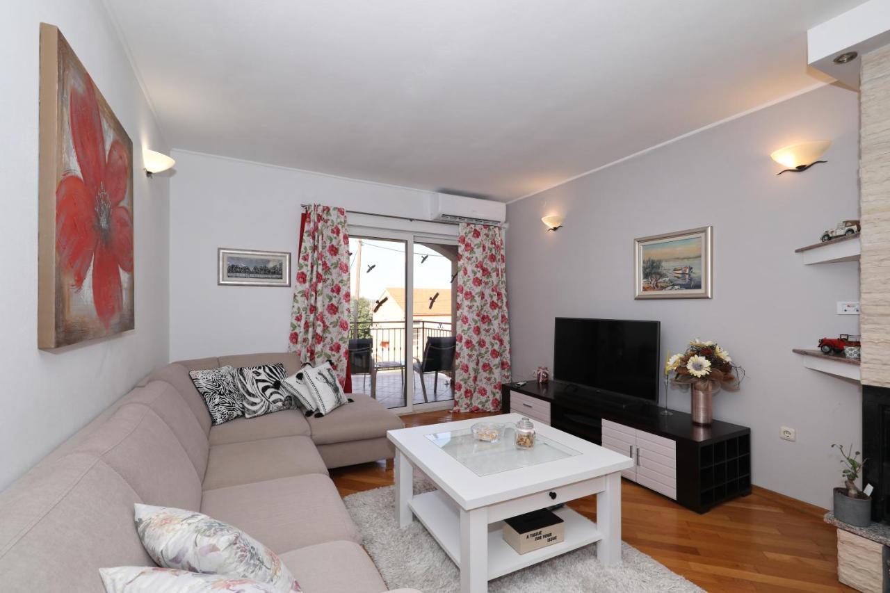 Sea Relaxing Apartment Bibinje Exterior foto